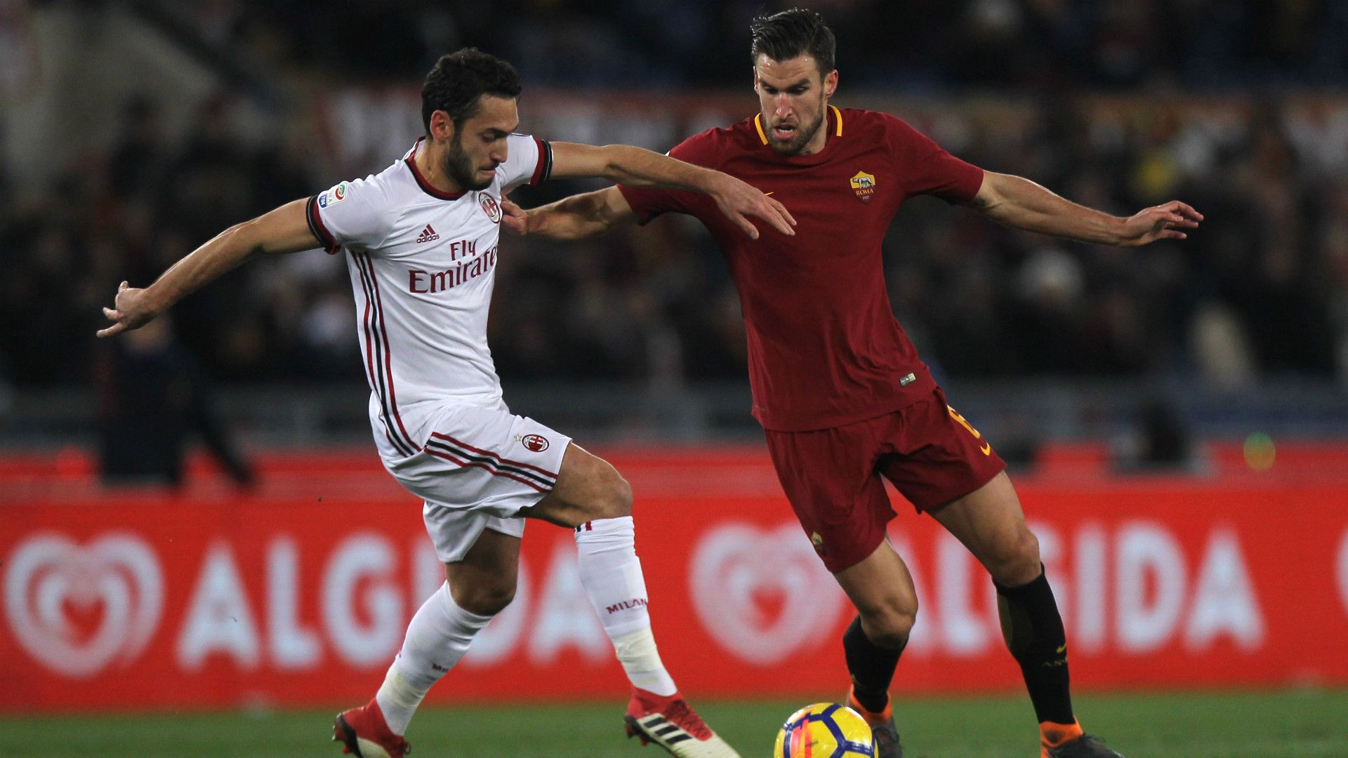 Calhanoglu Strootman Roma Milan