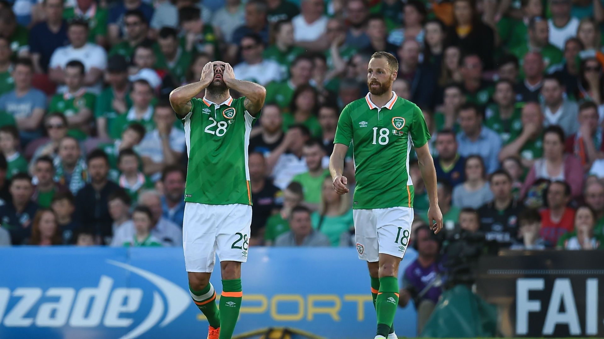 Darron Gibson David Meyler Republic of Ireland 31052016