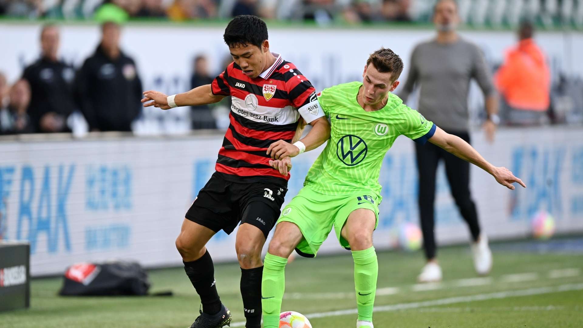 Wataru Endo Stuttgart 20221001