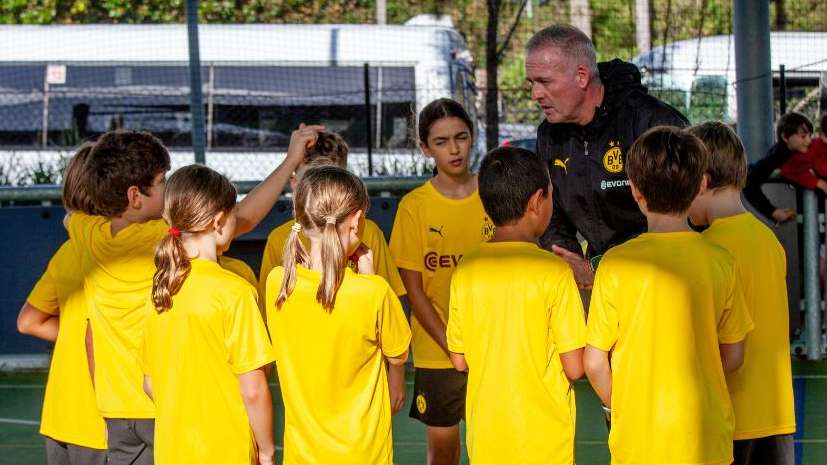 A full-time Borussia Dortmund coach at GISS