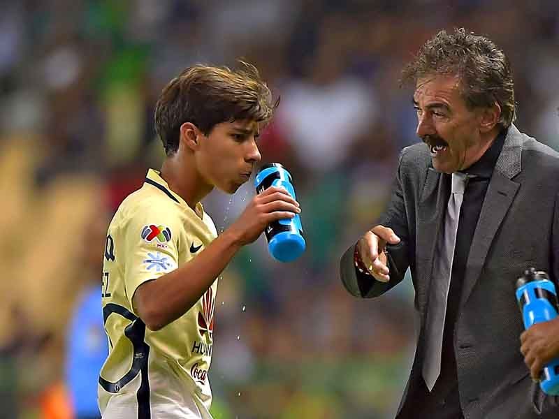 Ricardo La Volpe Diego Lainez