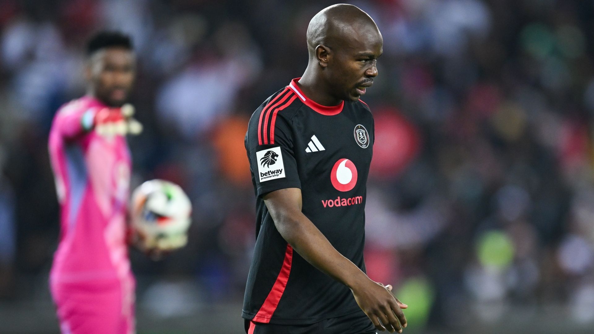 Nkosinathi Sibisi, Orlando Pirates