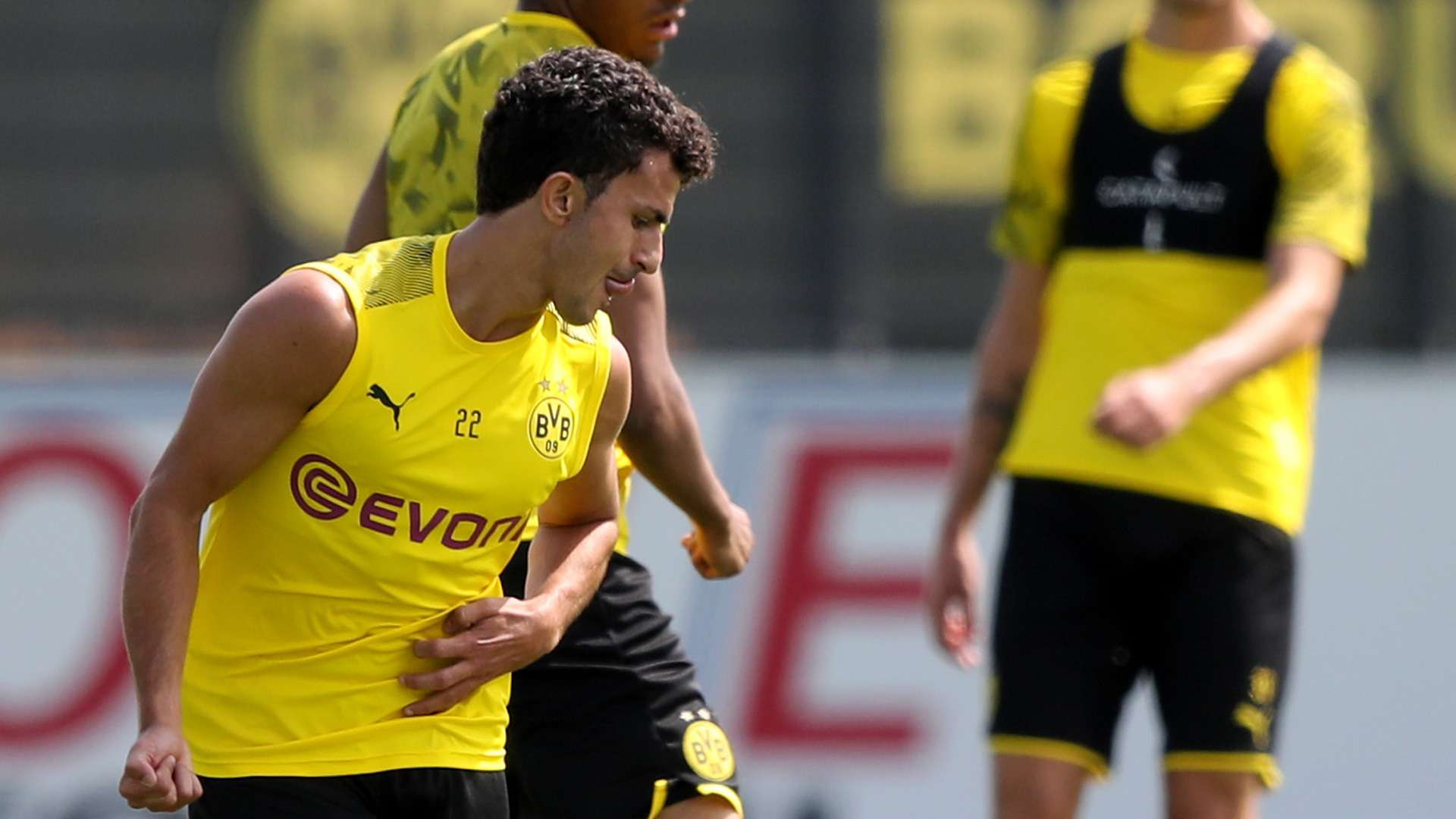 Mateu Morey Borussia Dortmund 2019