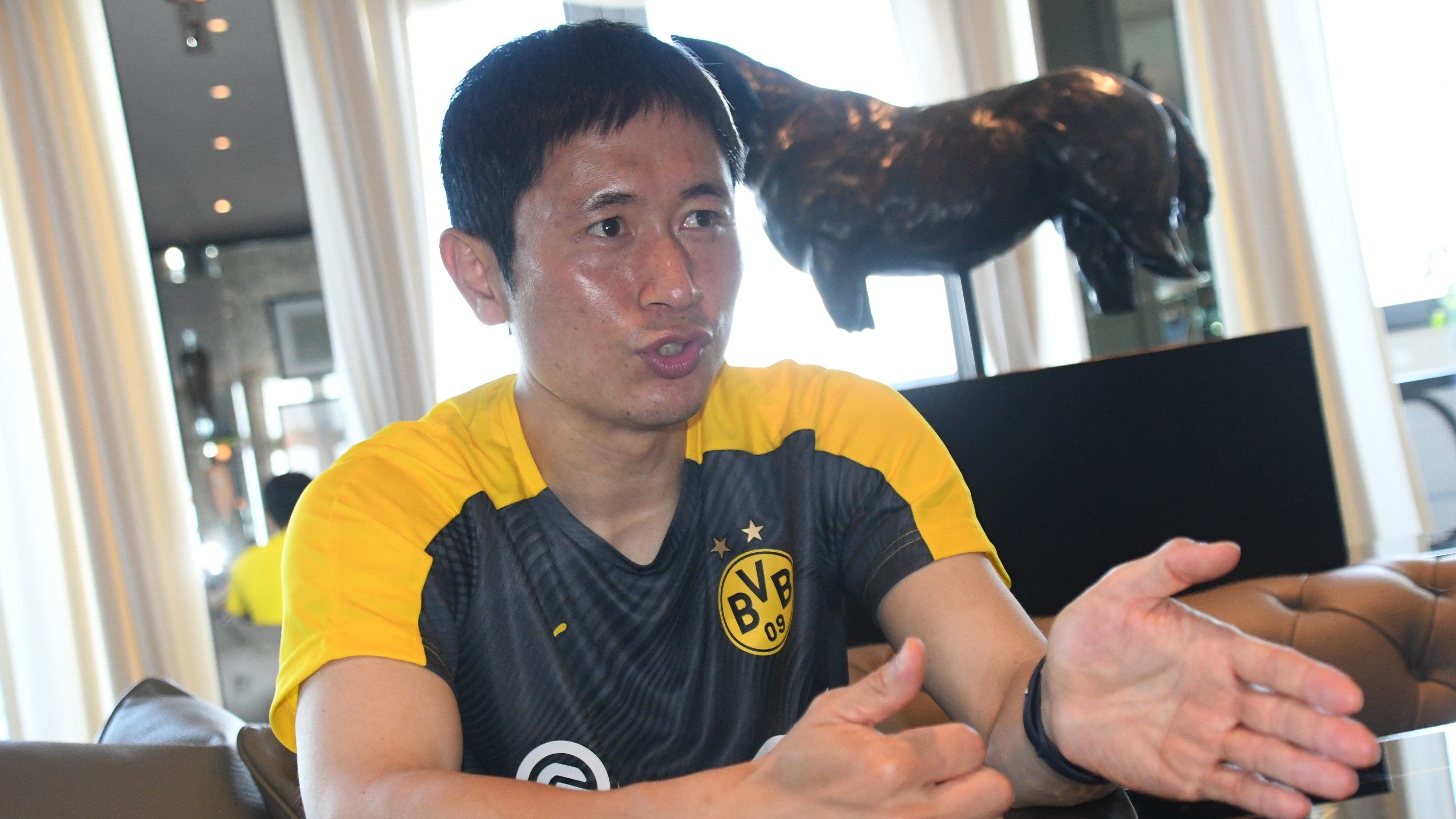 Lee Young-pyo Dortmund legend