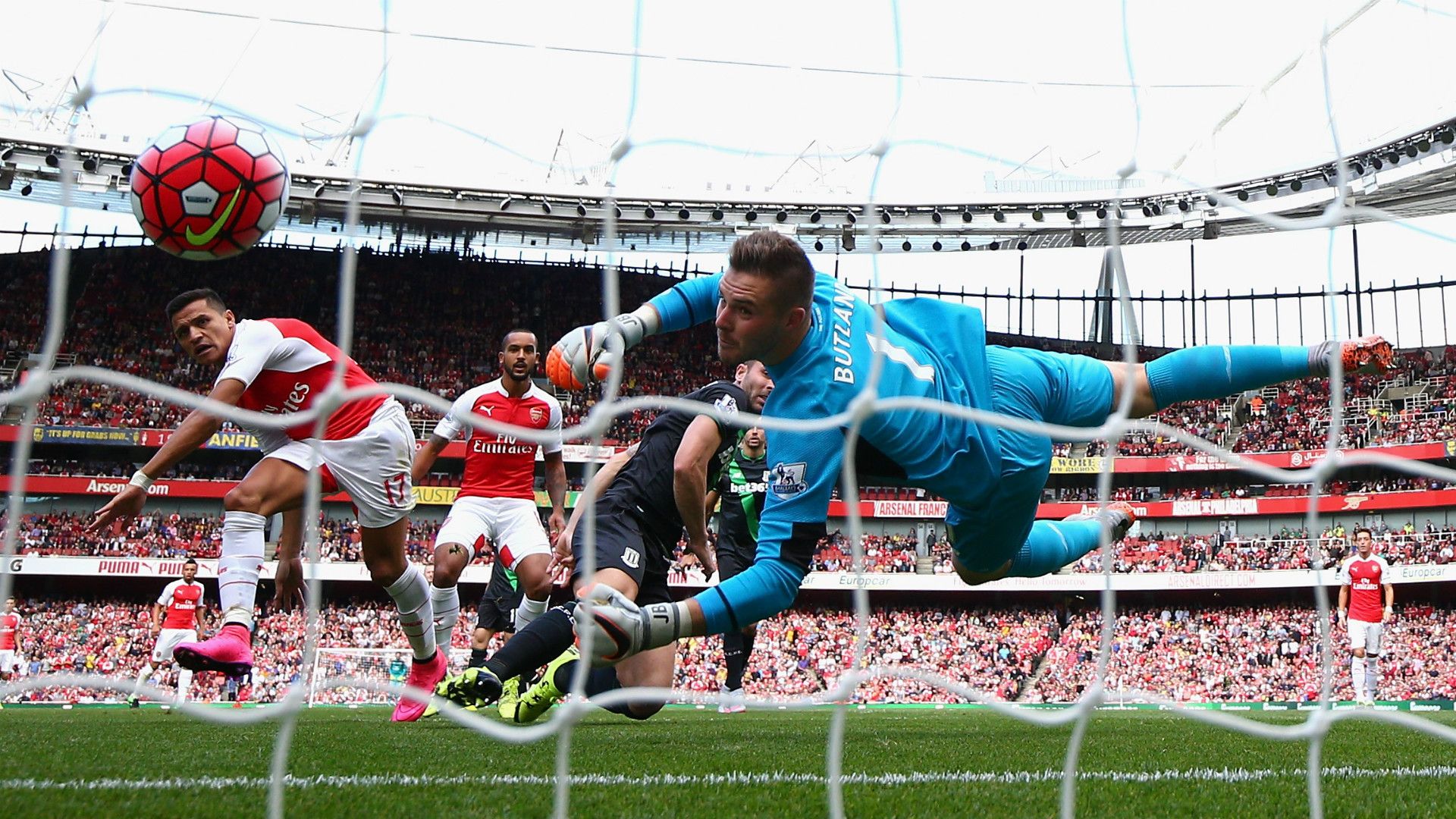 Jack Butland Arsenal Stoke City Premier League 12092015