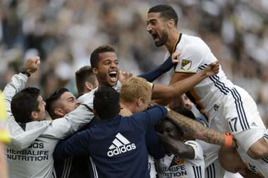 LA Galaxy celebration 201