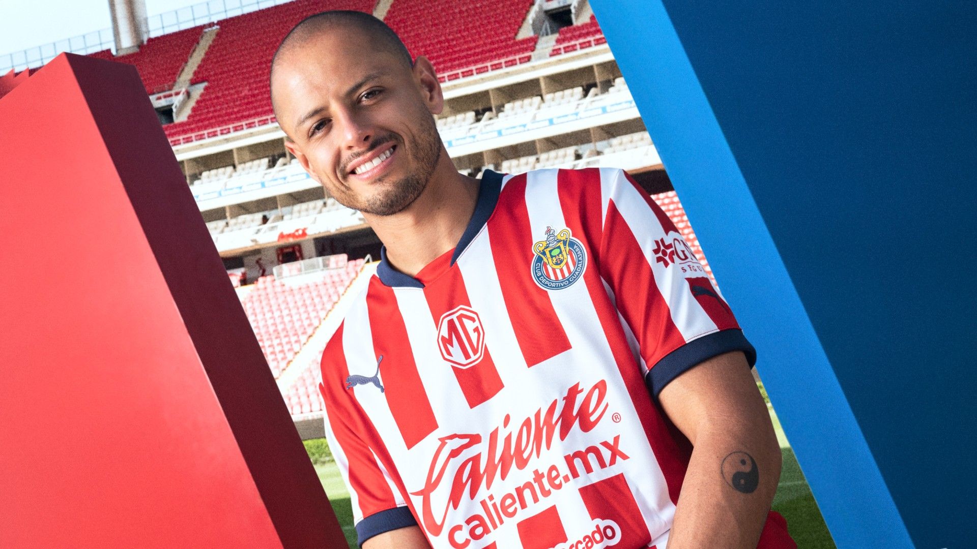 Javier Hernández Chivas Jersey