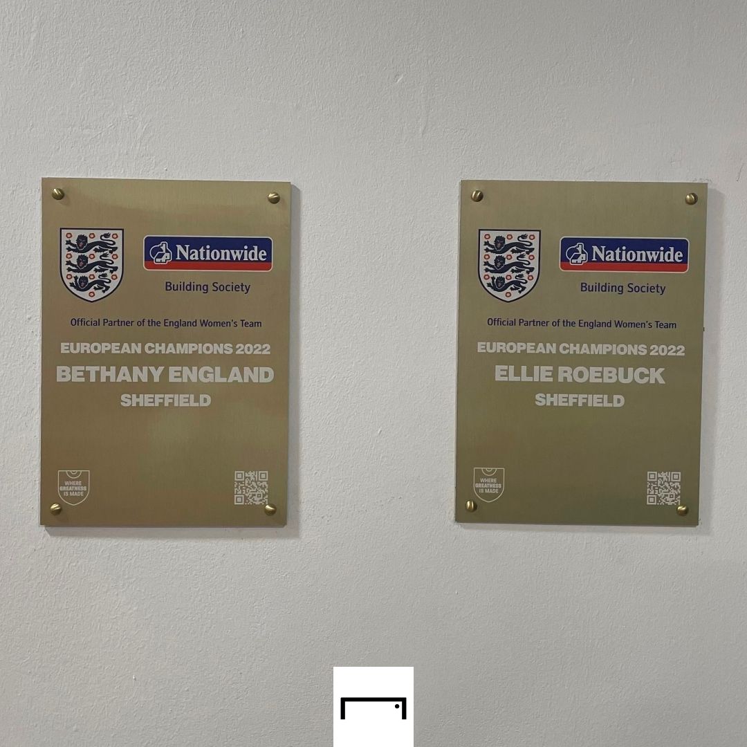 Ellie Roebuck Beth England plaques Sheffield United 1:1 PS