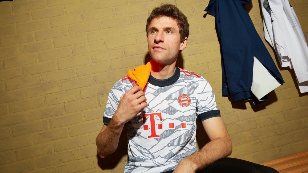 Thomas Müller Bayern Trikot 2021/22
