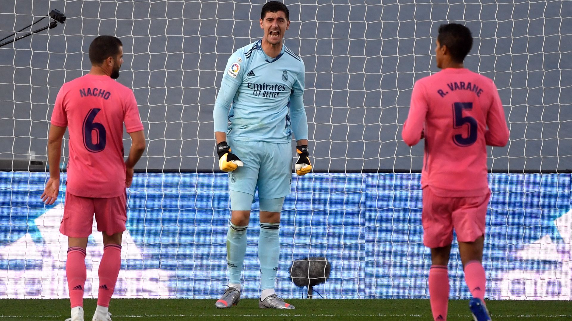 Thibaut Courtois Real Madrid 2020-21