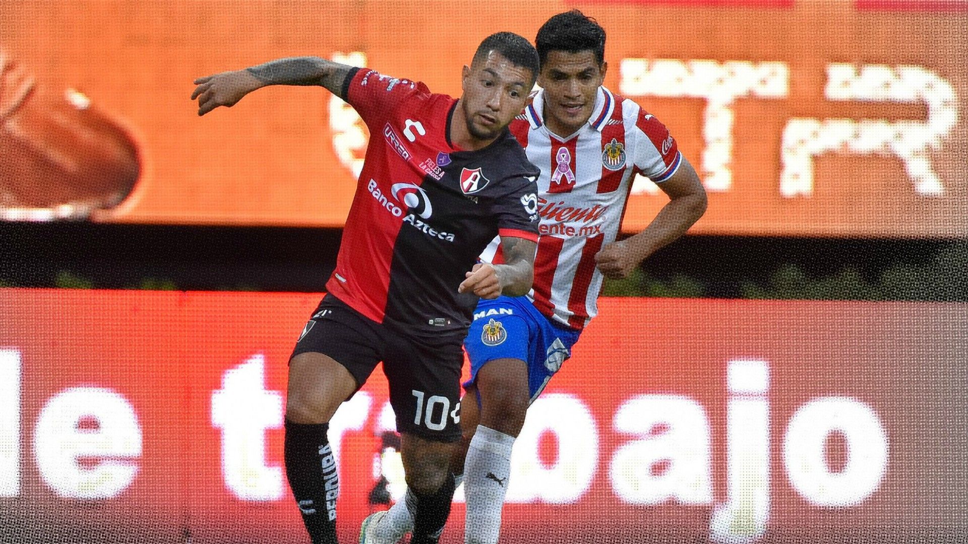 Luciano Acosta Jesús Sánchez Chivas vs Atlas 171020