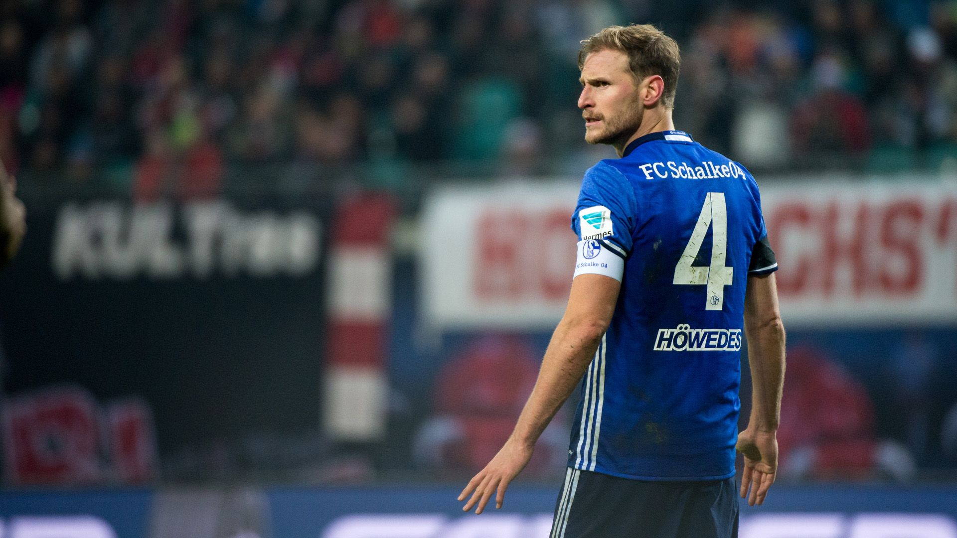 benedikt höwedes schalke 04 bundesliga 120316