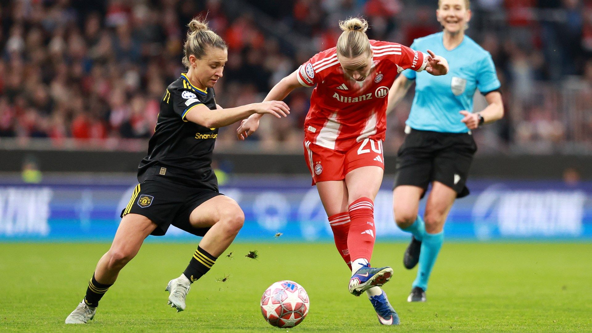 Julia Zigiotti Olme Franziska Kett Man Utd Bayern Munich Women 2025-26