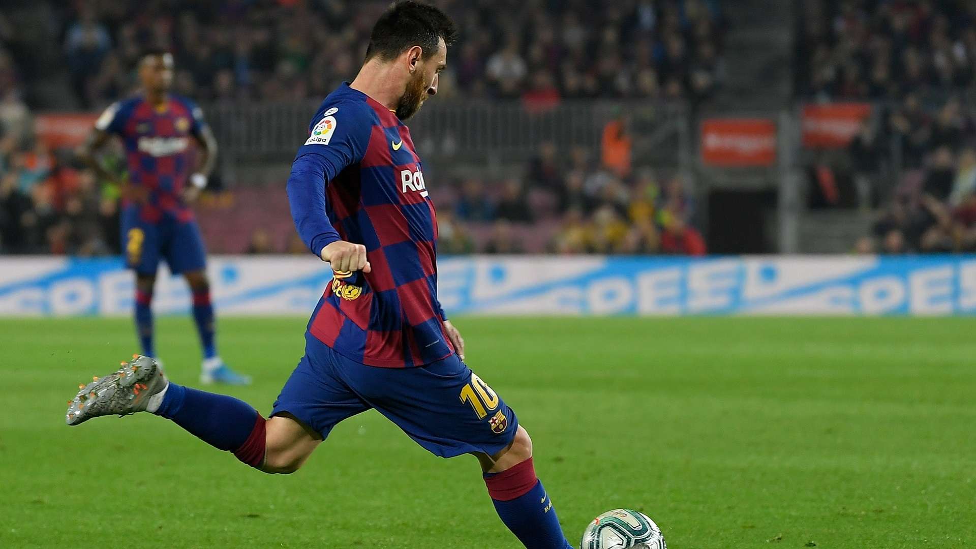 2019-11-10 Messi fk