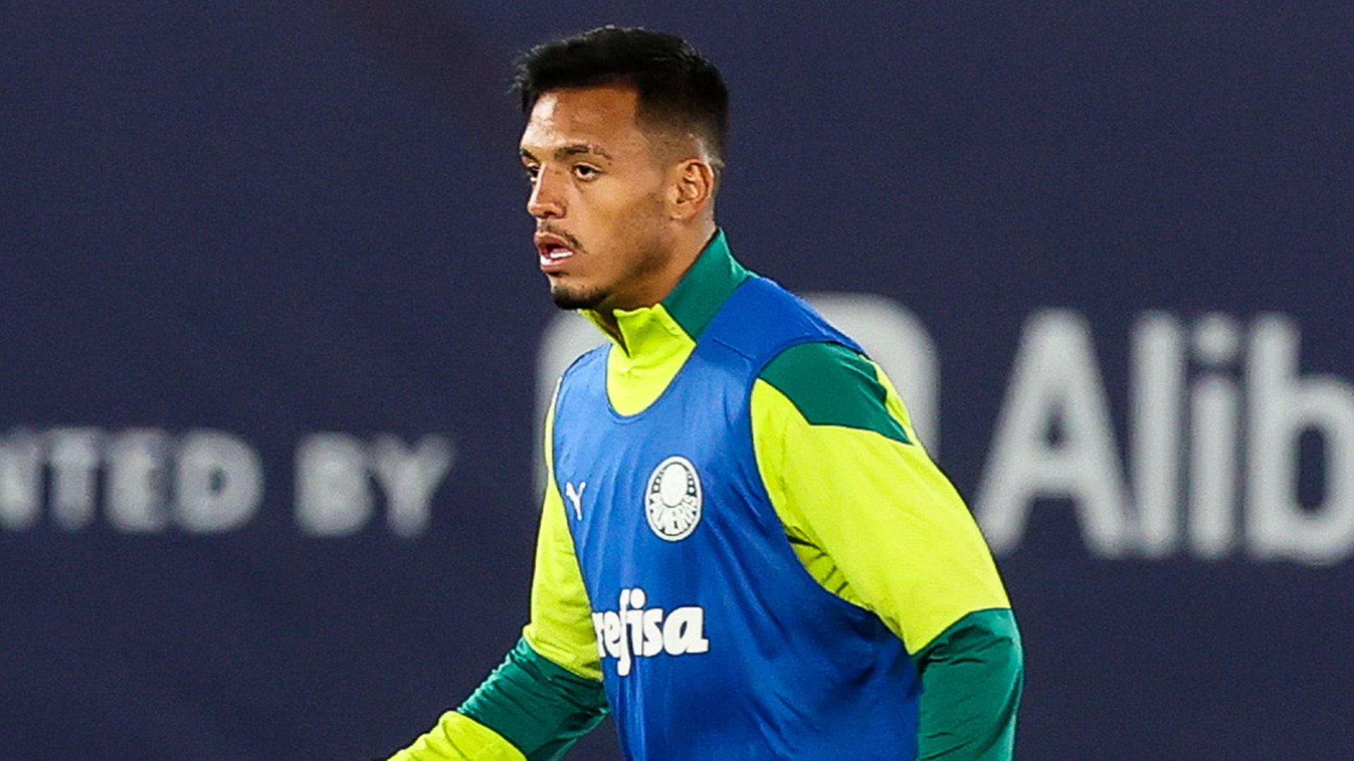 Gabriel Menino em treino do Palmeiras, 2022