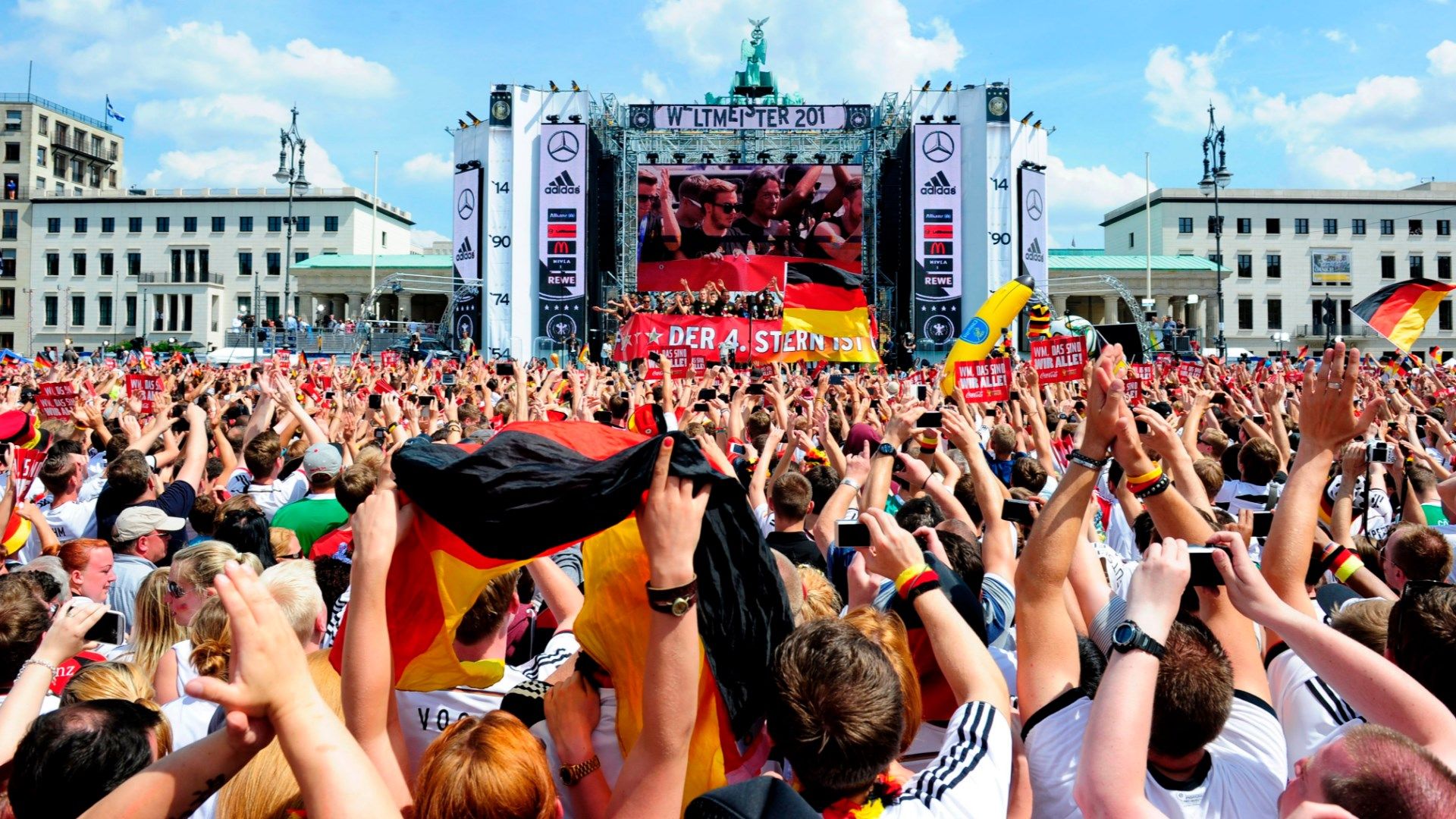 Germany fans Berlin 2014