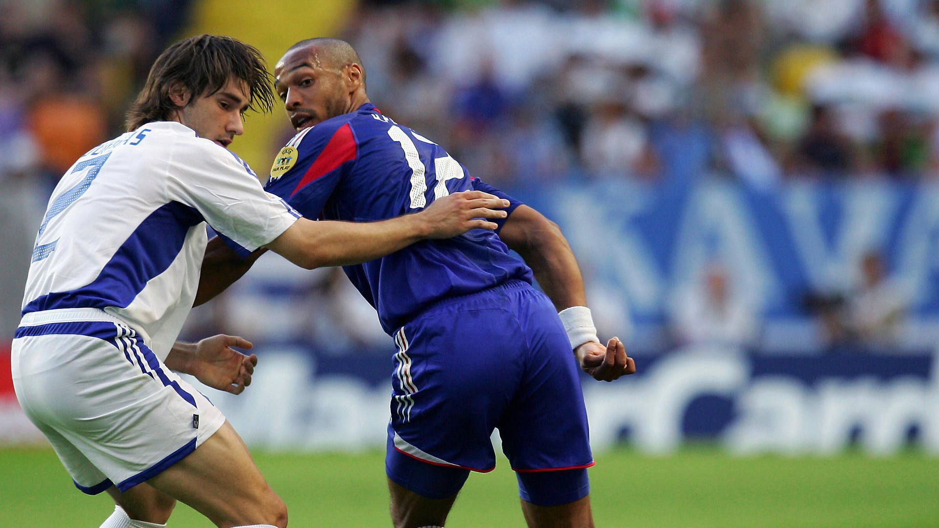 Giourkas Seitaridis Thierry Henry euro 2004