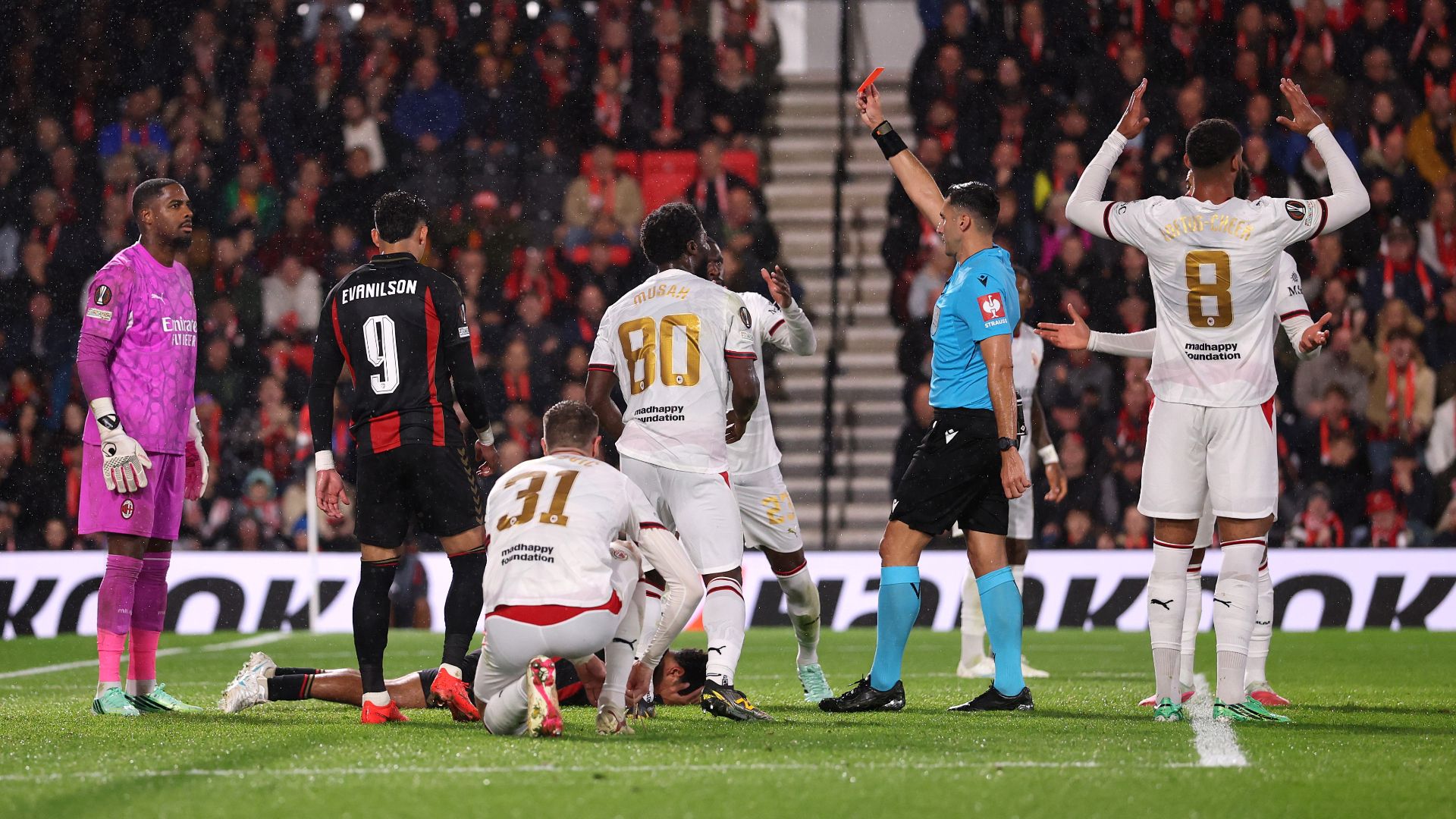 Maignan espulso Bournemouth Milan