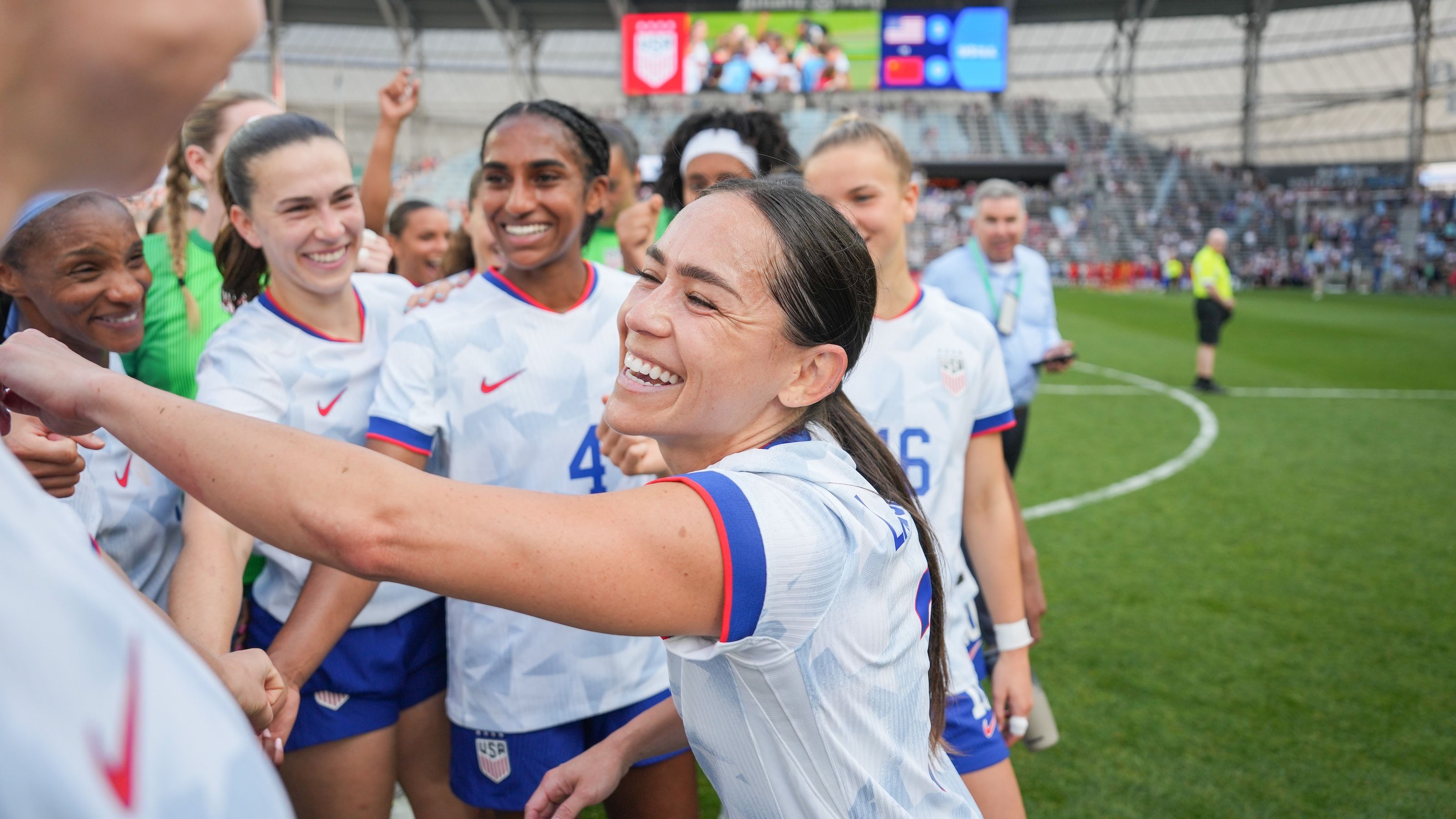 Lo’eau LaBonta USWNT vs China