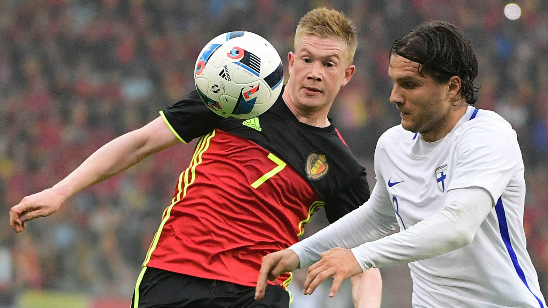 Kevin De Bruyne Belgica Finlandia Amistoso Internacional