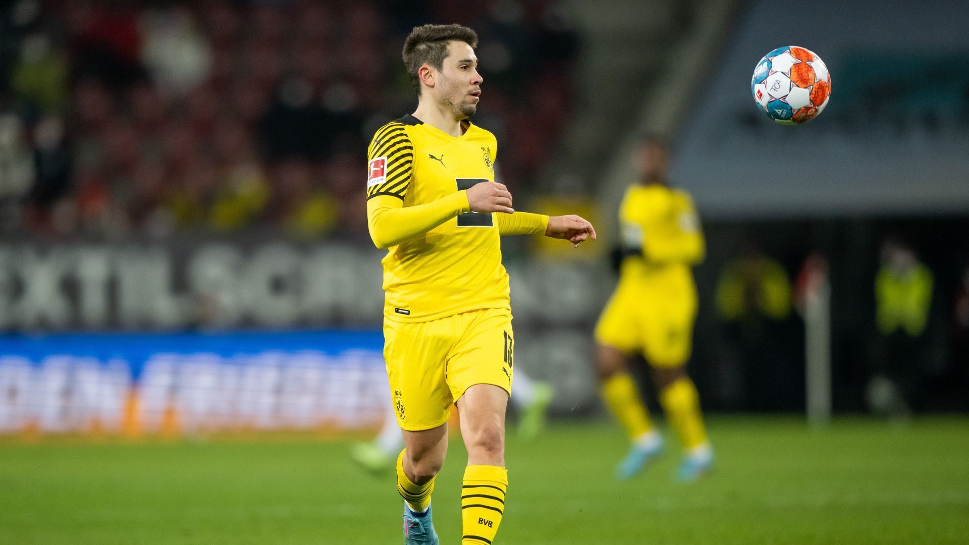 raphael guerreiro bvb borussia dortmund bundesliga 2022 2021