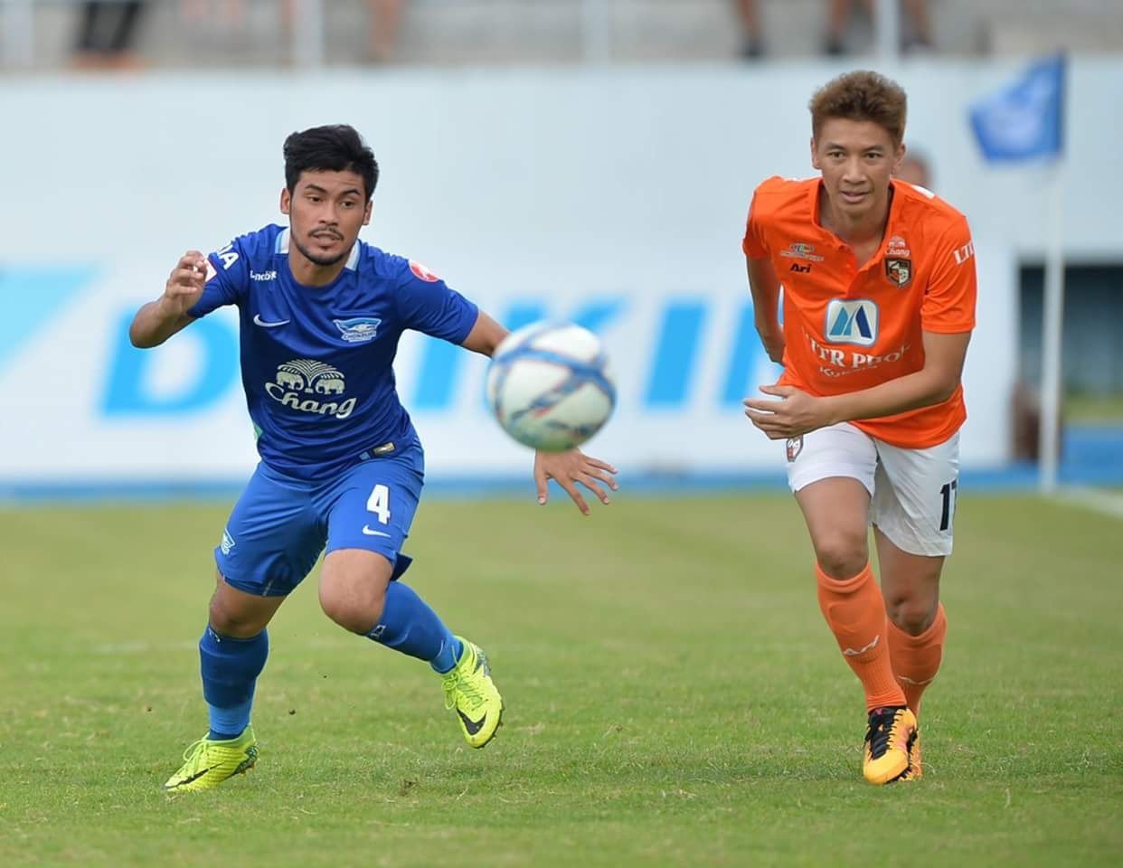 ชลบุรี เอฟซี - ราชบุรี มิตรผล เอฟซี