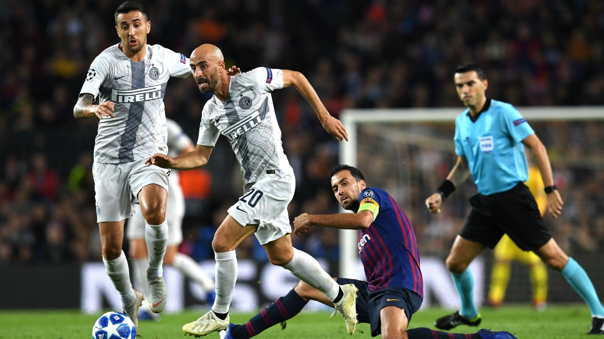 Borja Valero Sergi Busquets Barcellona Inter Champions League