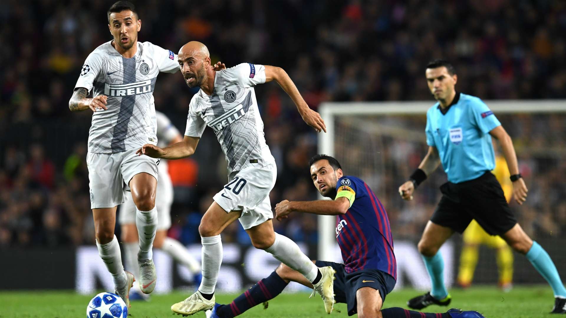 Borja Valero Sergi Busquets Barcellona Inter Champions League