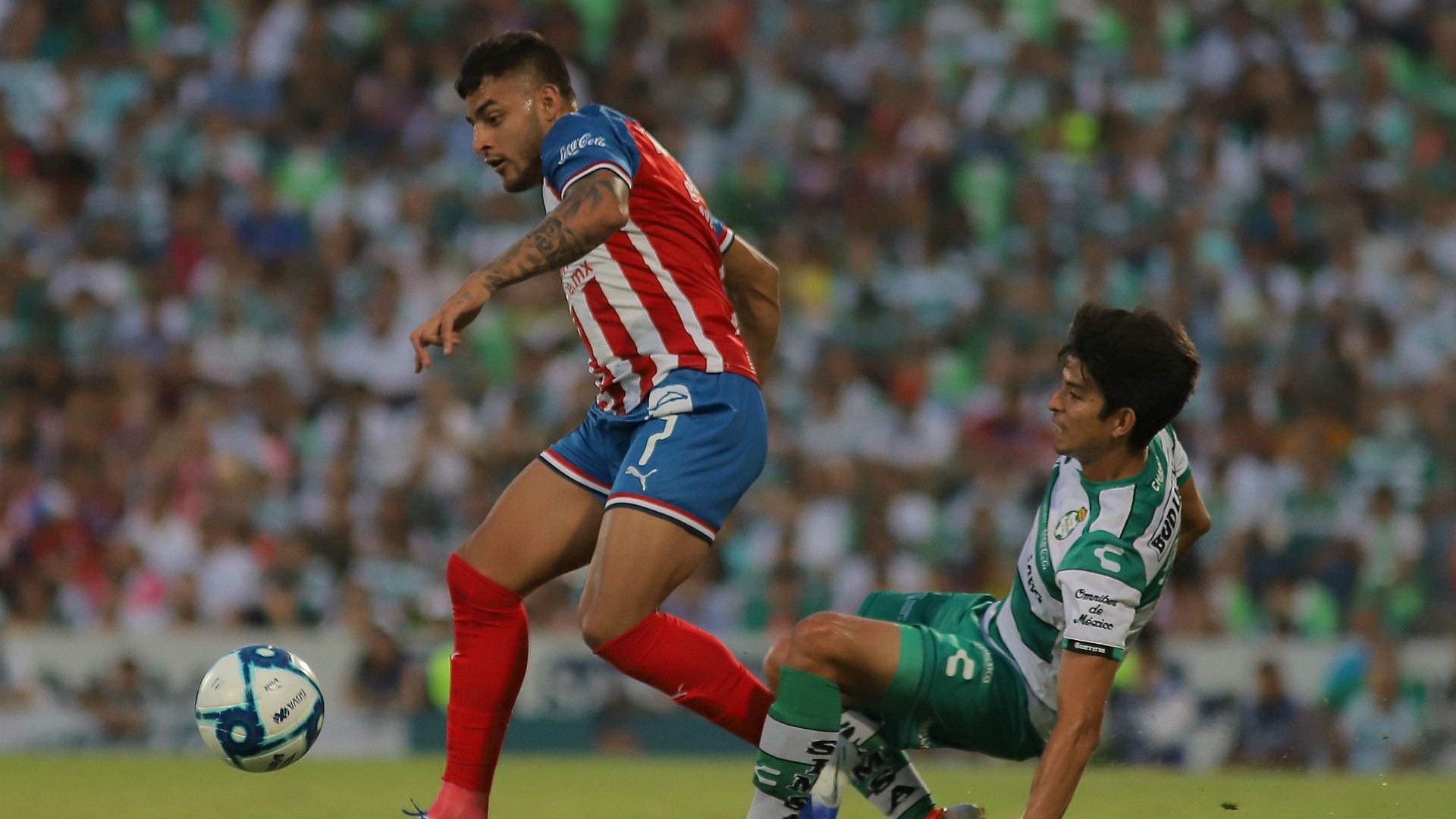 Santos Chivas Alexis Vega Emilio Orrantia