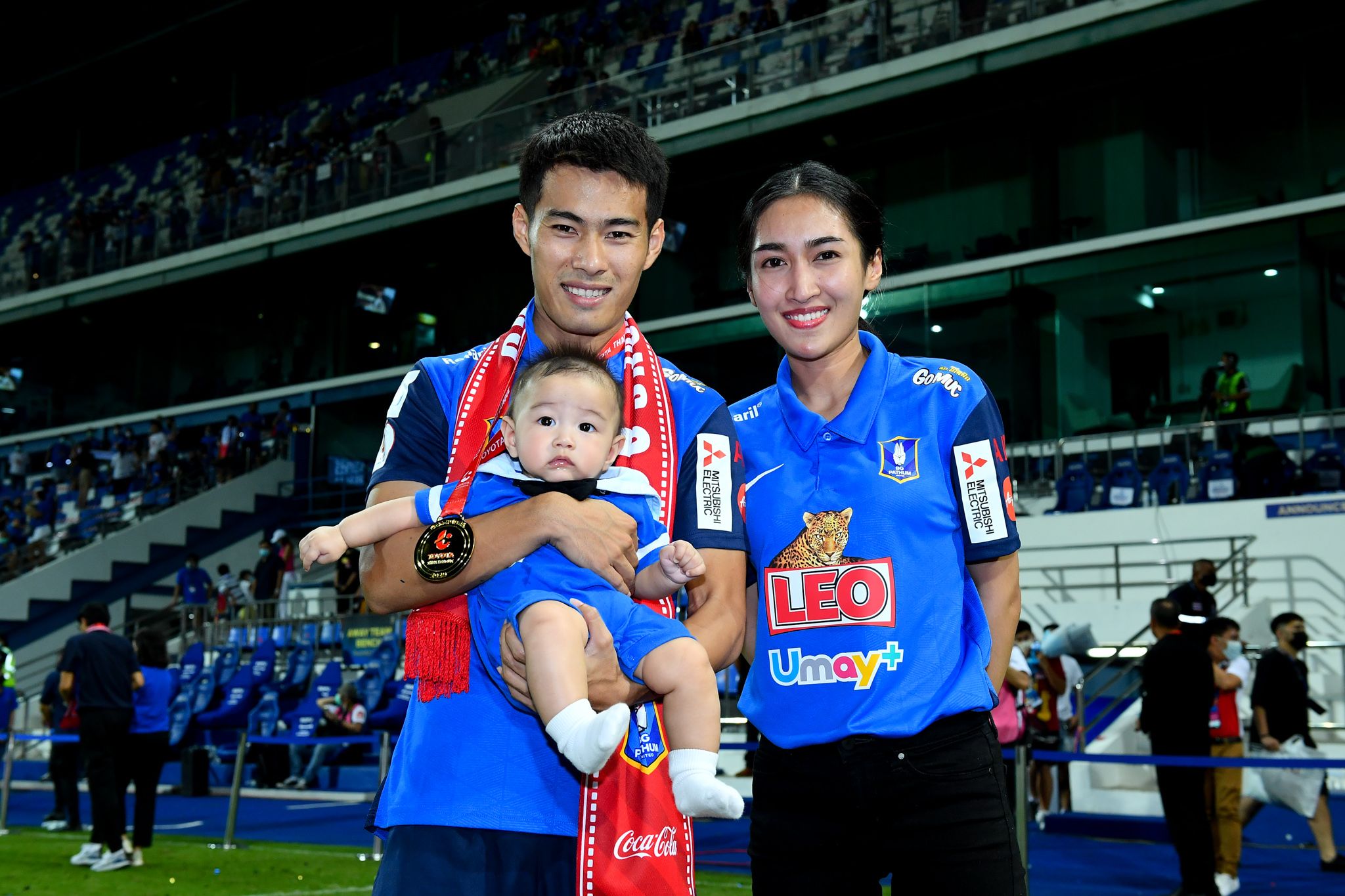 สารัช อยู่เย็น