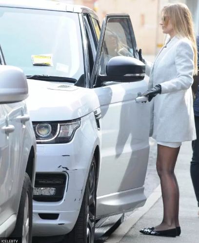 300318 Alexis Sánchez parking ticket