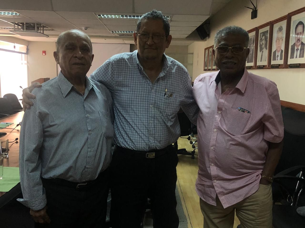 Juan, Armando e Victor