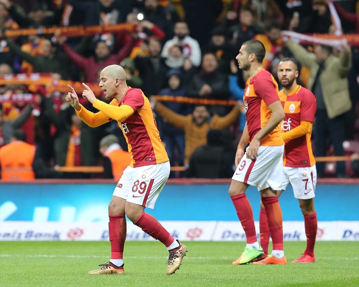 Sofiane Feghouli Eren Derdiyok Yasin Oztekin Galatasaray Osmanlispor 01/27/18