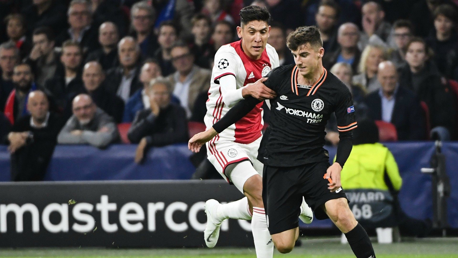 Edson Álvarez Mason Mount Ajax Chelsea