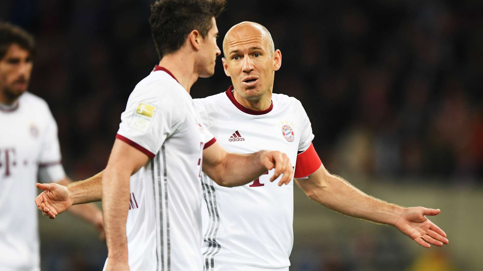 ROBERT LEWANDOWSKI ARJEN ROBBEN BAYERN MÜNCHEN GERMAN BUNDESLIGA 04042017