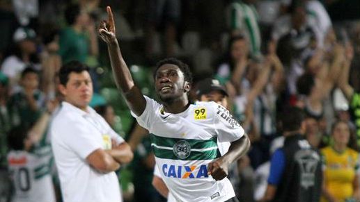 Negueba Coritiba 21092015