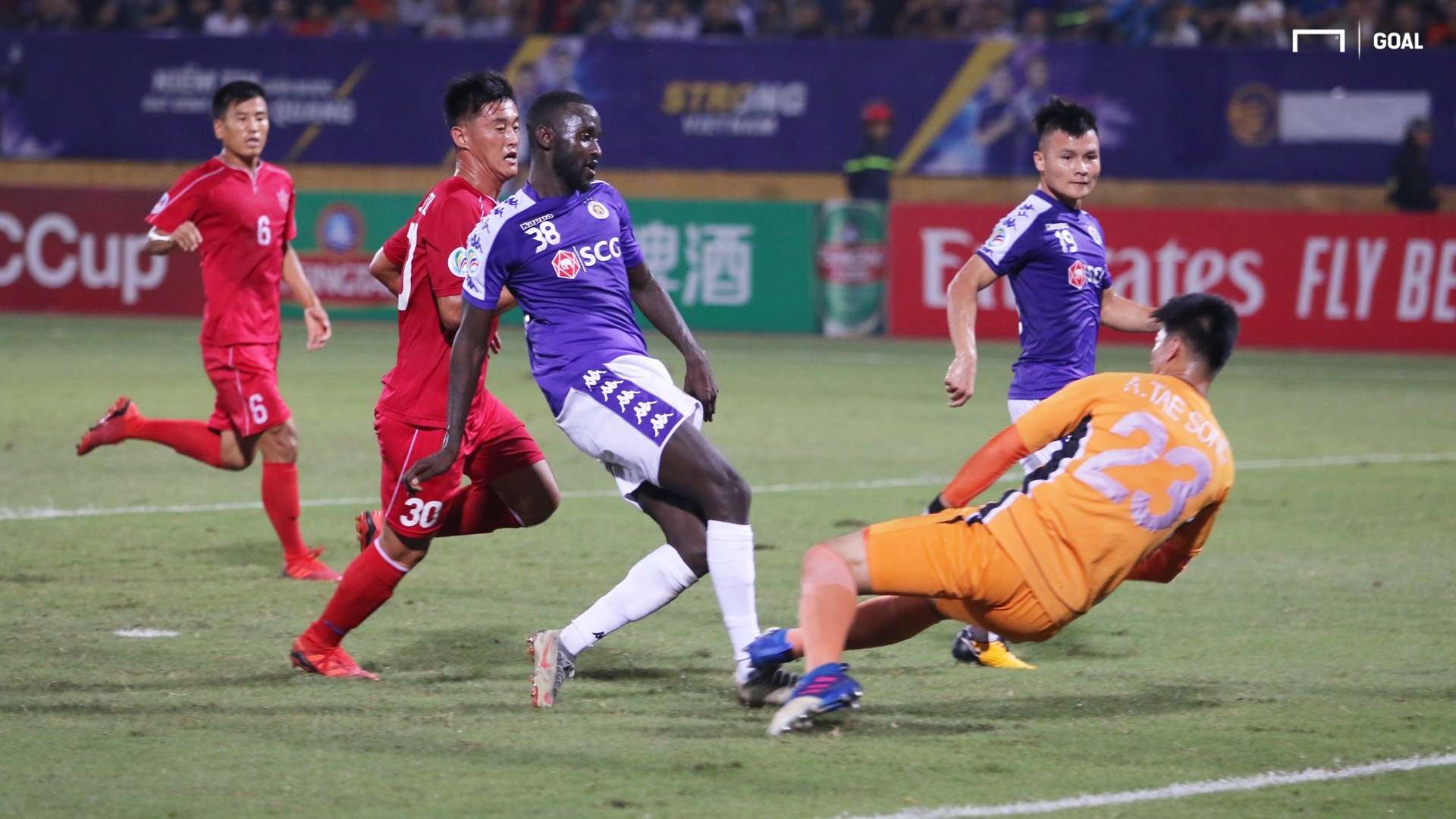Papa Ibou Kebe - Nguyen Quang Hai Ha Noi FC vs April 25 | Inter-zone play-off finals | AFC Cup 2019