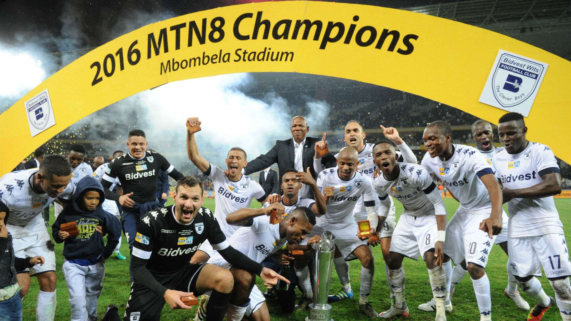 Bidvest Wits stars with the MTN8 trophy
