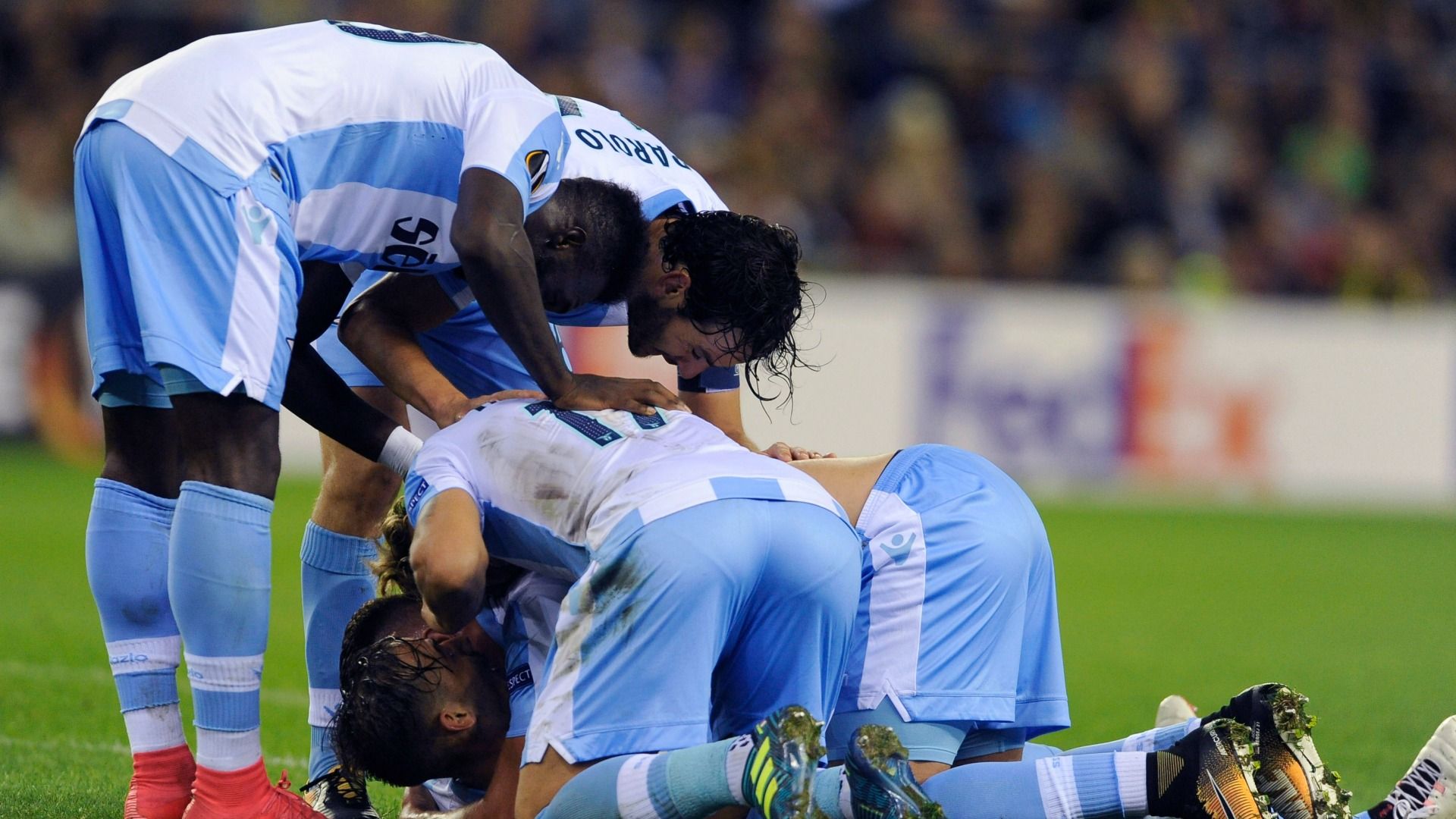 Lazio celebrates Alessandro Murgia goal against Vitesse UEL 14092017
