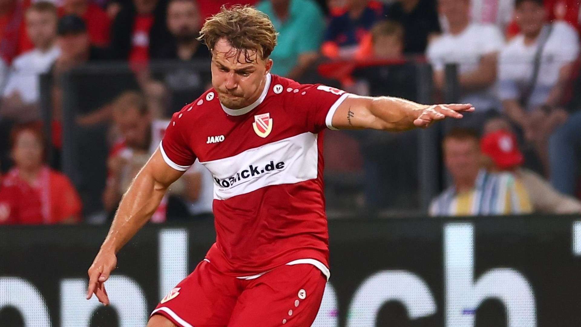 Jonas Hofmann from Energie Cottbus