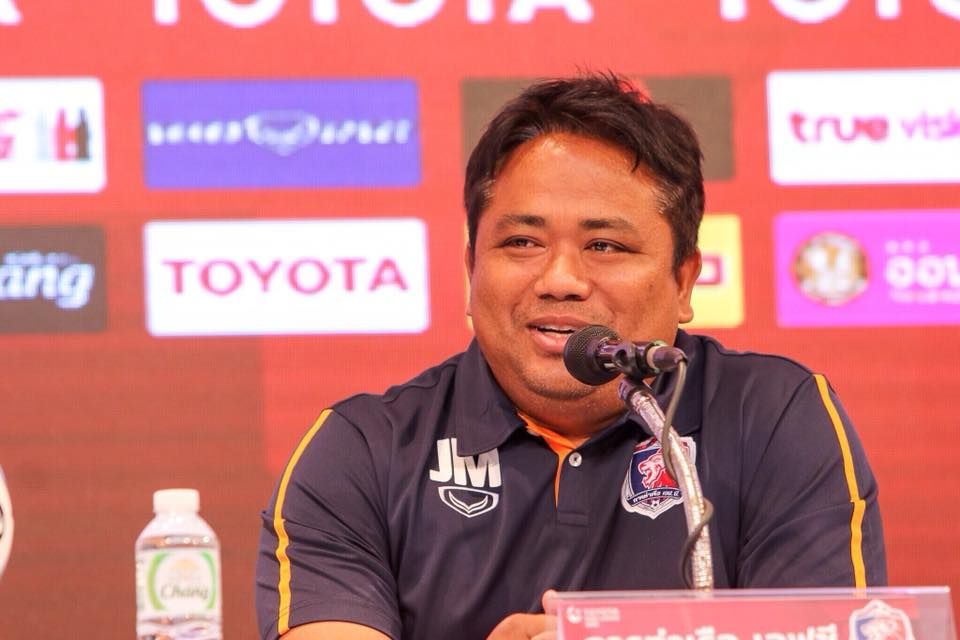 จเด็จ มีลาภ