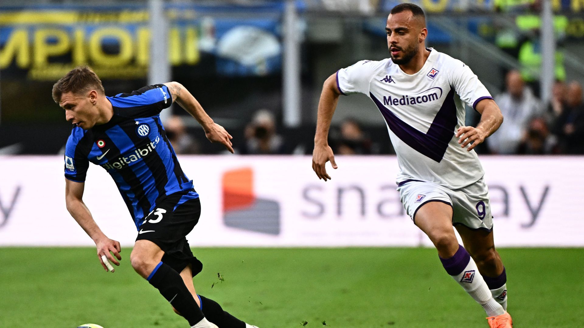 Nicolo Barella Arthur Cabral Inter Fiorentina Serie A
