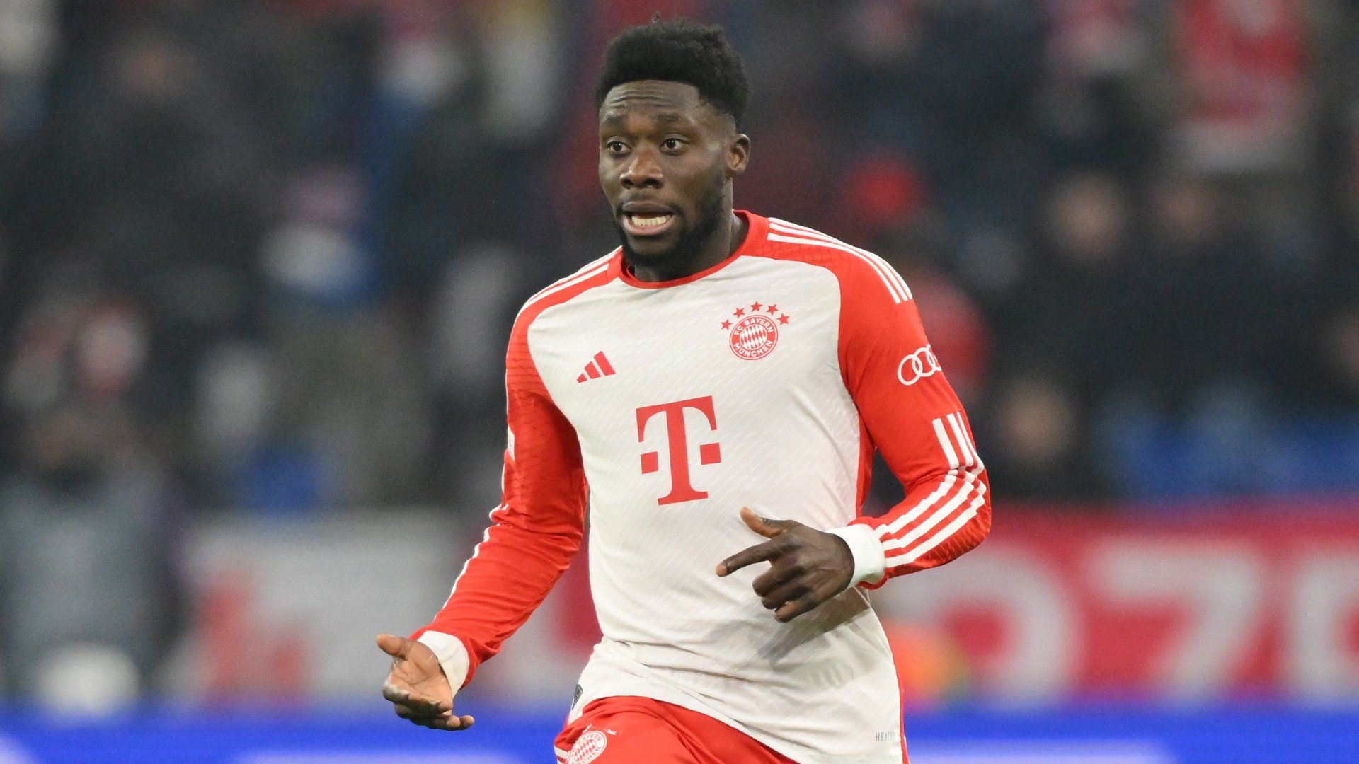 Alphonso Davies Bayern Munich 2023-24