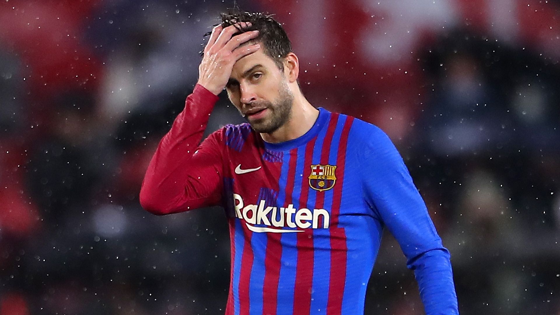 Gerard Pique, Barcelona 2021-22