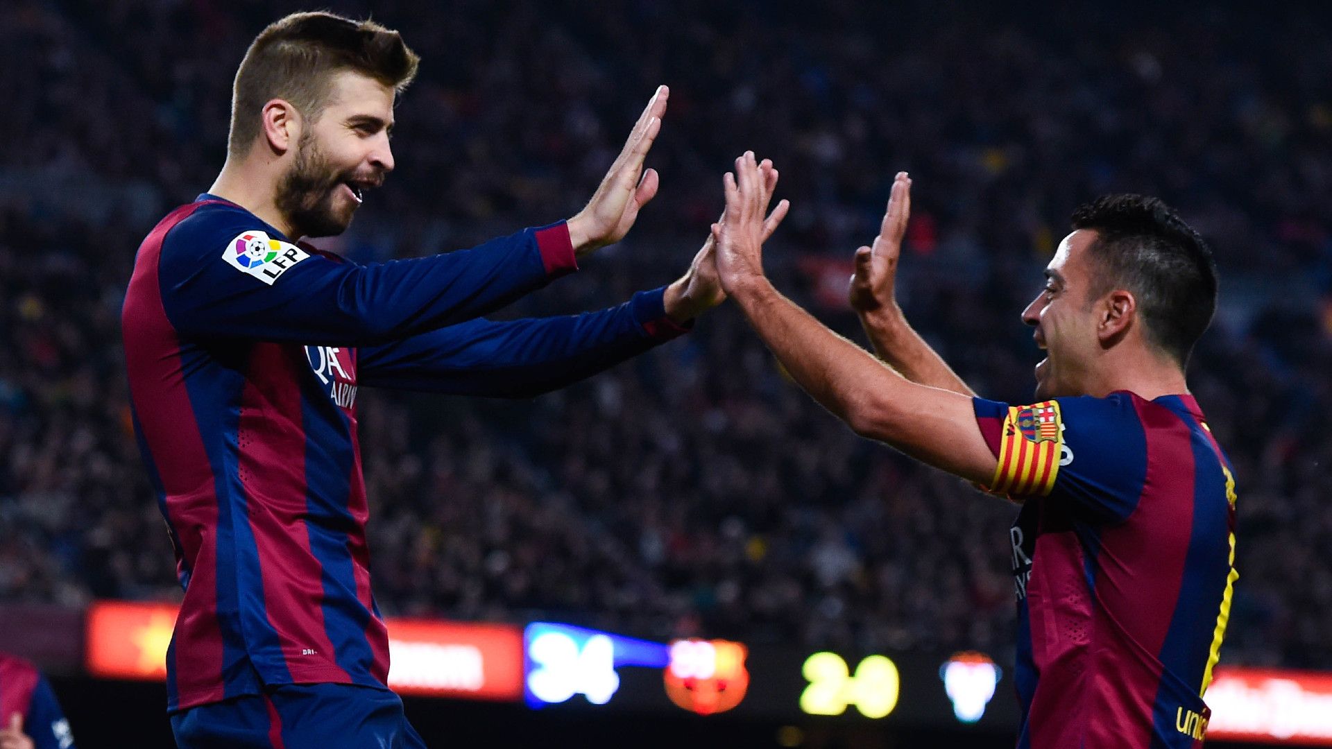 GERARD PIQUE XAVI BARCELONA