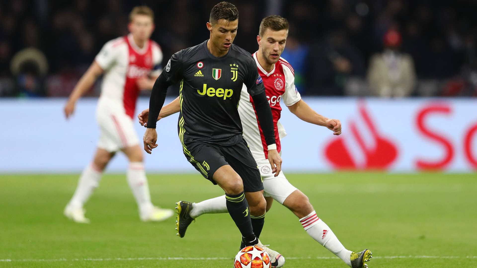 Ajax Juventus Ronaldo Veltman