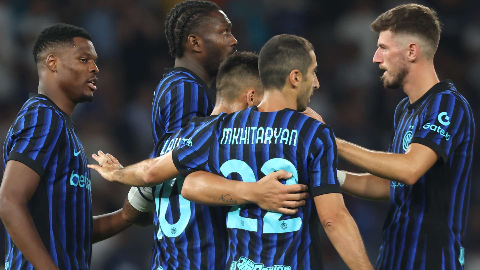 Esultanza Inter prima maglia