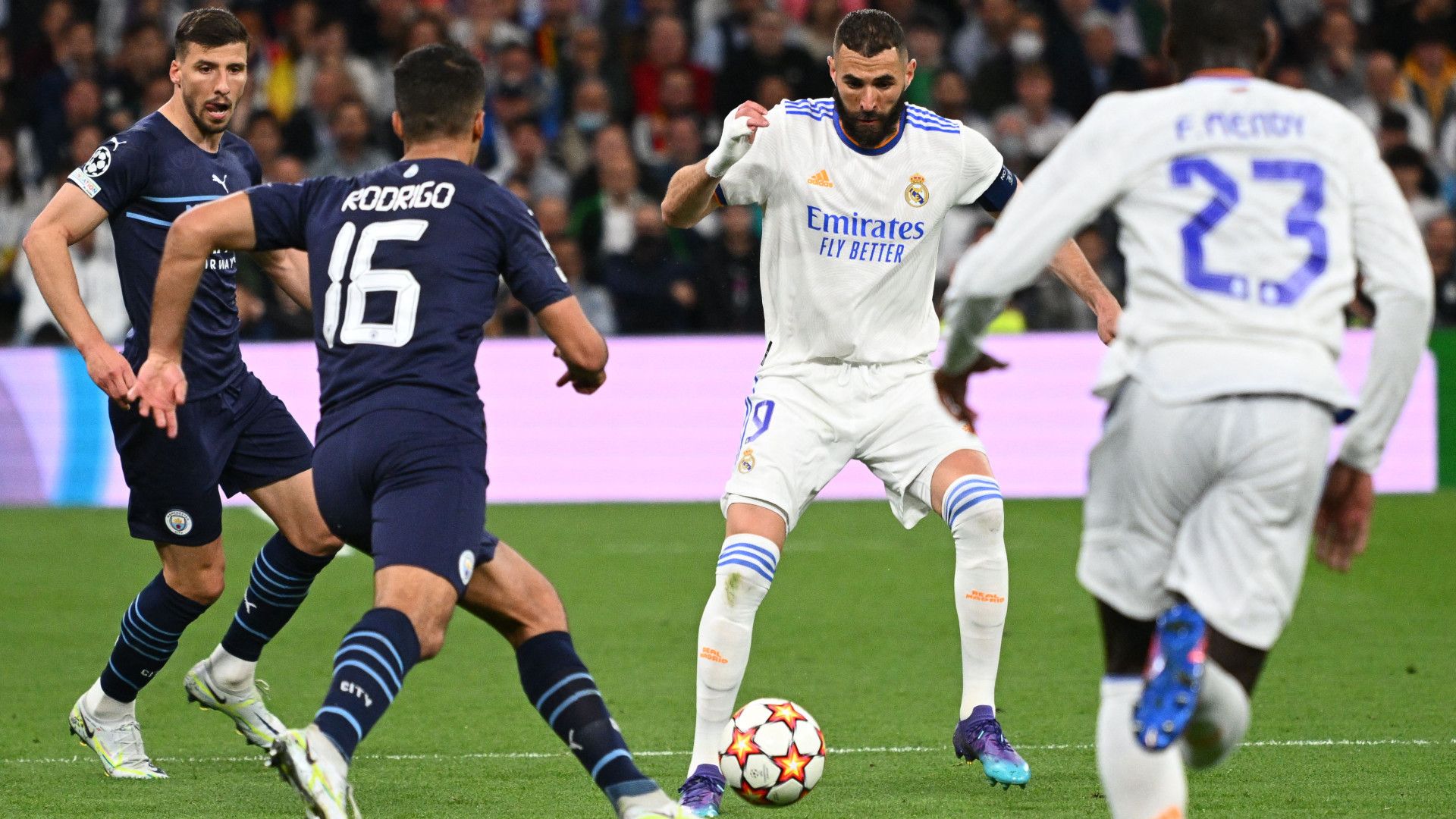 KARIM BENZEMA REAL MADRID CHAMPIONS LEAGUE 04052022