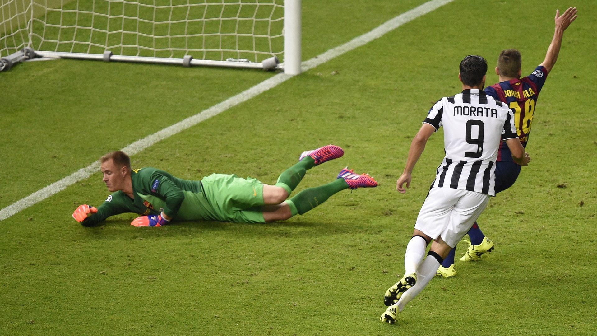 Álvaro Morata Juventus Barcelona Champions League final 06062015