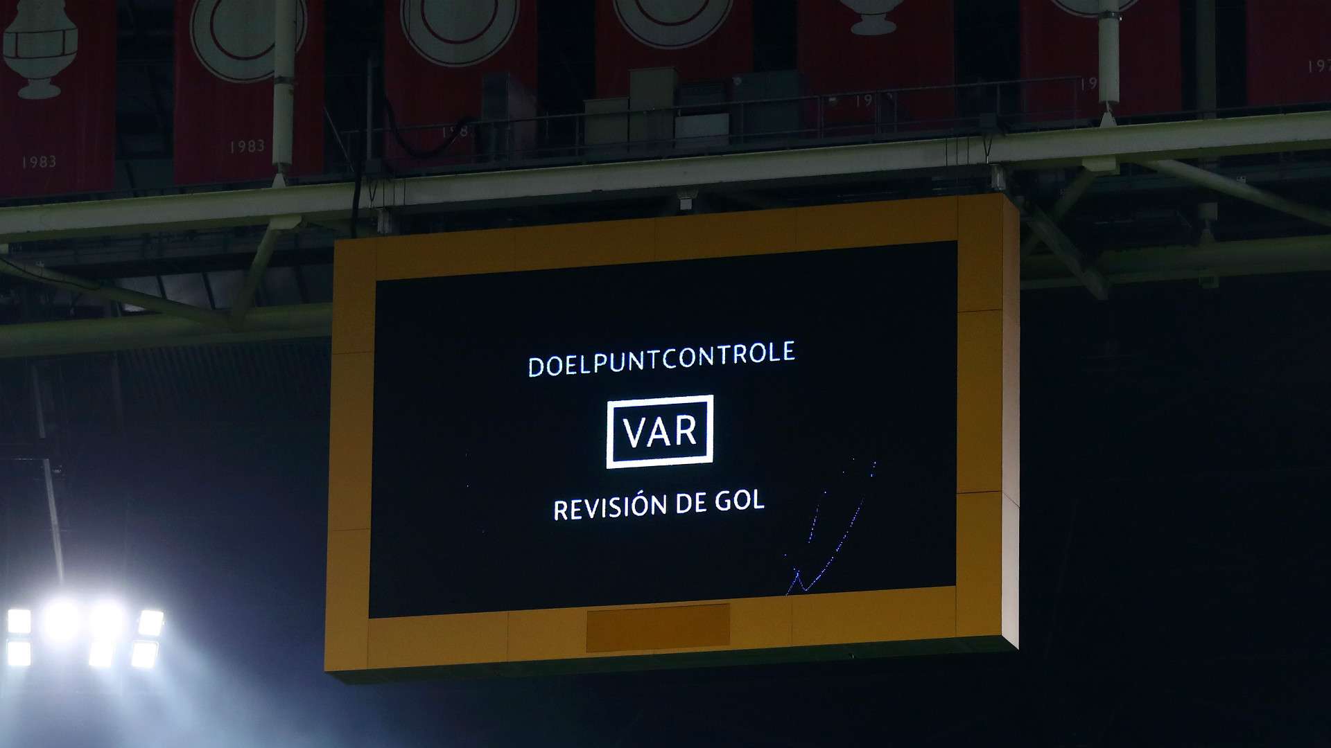 VAR AJAX REAL MADRID CHAMPIONS LEAGUE